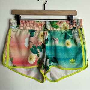 Adidas Women’s Floralina Shorts Size Medium